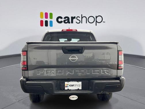 2022 Nissan Frontier S