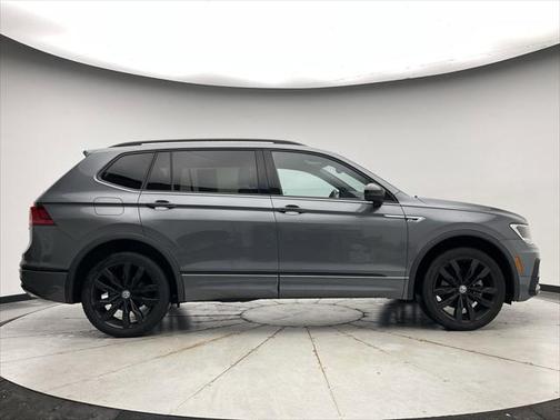 2021 Volkswagen Tiguan 2.0T SE R-Line Black 4MOTION