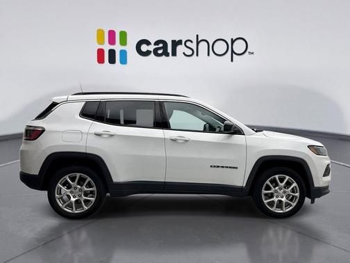 2022 Jeep Compass Latitude Lux