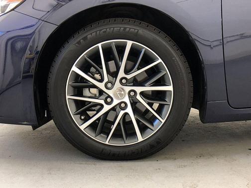 2017 Lexus ES 350 Base