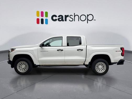 Summit White 2025 Chevrolet Colorado WT