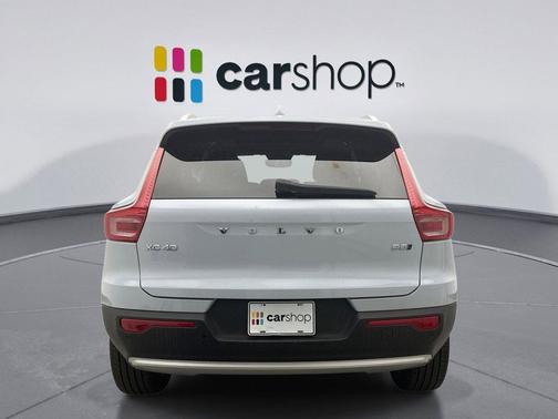 Cloud Blue 2025 Volvo XC40 B5 Core Bright Theme
