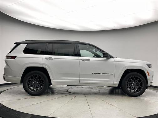 2024 Jeep Grand Cherokee L Summit Reserve