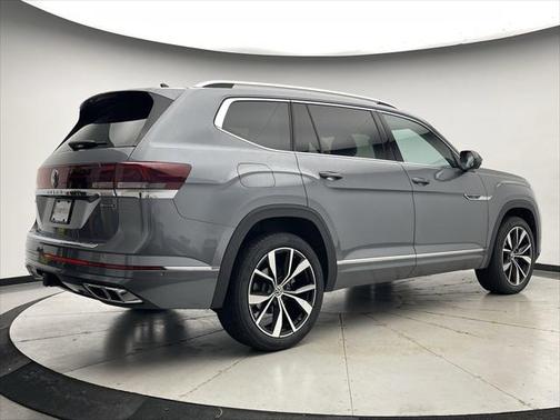 2024 Volkswagen Atlas 2.0T SEL Premium R-Line 4MOTION