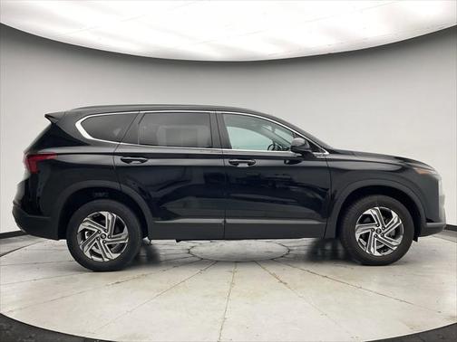 2021 Hyundai SANTA FE SE