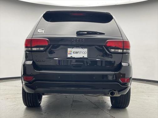 2022 Jeep Grand Cherokee Laredo