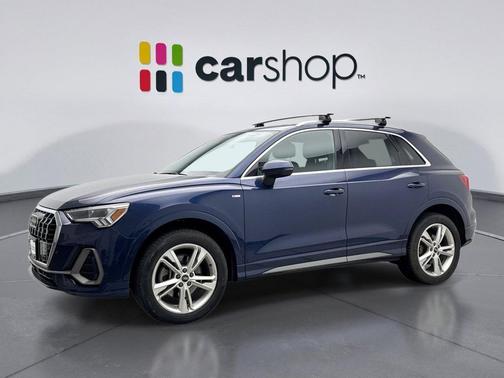 Navarra Blue Metallic 2023 Audi Q3 Premium 45 TFSI S line quattro Tiptronic