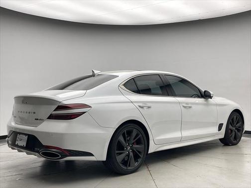 2022 Genesis G70 3.3T AWD