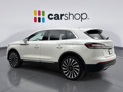 2022 Lincoln Nautilus Black Label