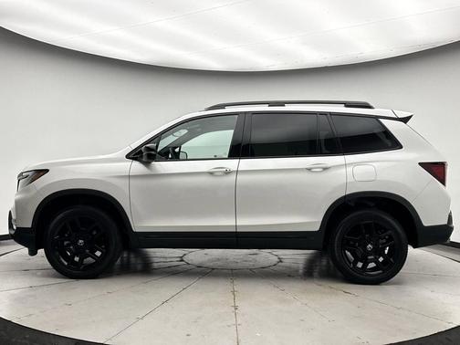 2025 Honda Passport AWD Black