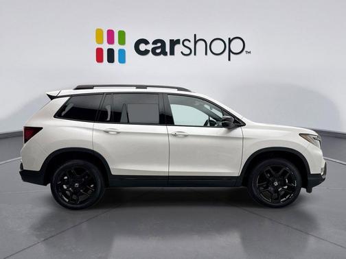 2025 Honda Passport AWD Black