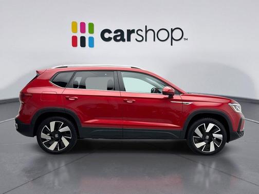 2024 Volkswagen Taos 1.5T SEL
