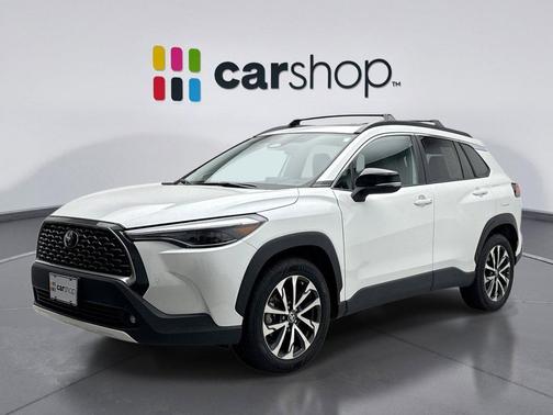 2025 Toyota Corolla Cross XLE