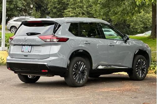2024 Nissan Rogue Platinum