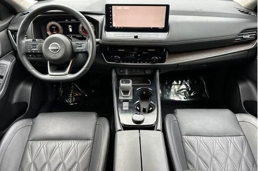 2024 Nissan Rogue Platinum