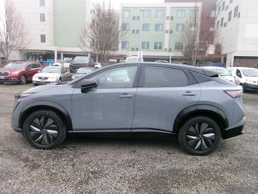 2025 Nissan ARIYA ENGAGE