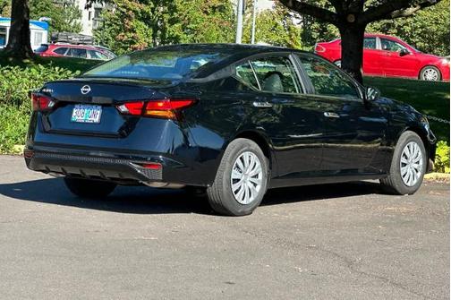 2025 Nissan Altima S