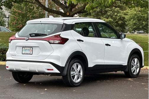 2024 Nissan Kicks S