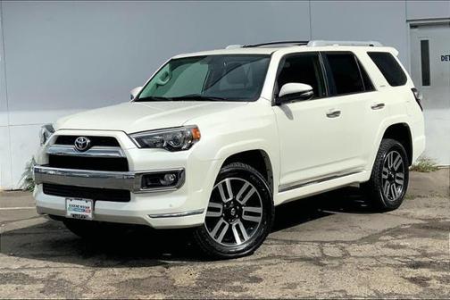Photo 1 of 32 of 2018 Toyota 4Runner Limited 4WD