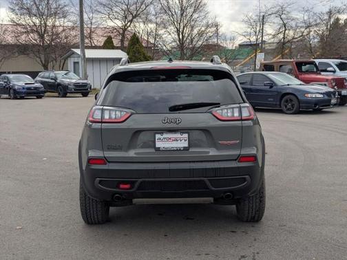 2022 Jeep Cherokee Trailhawk