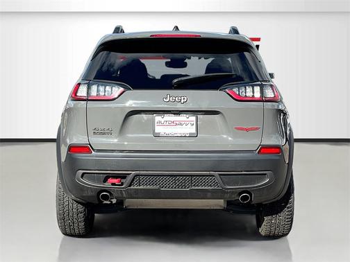 2022 Jeep Cherokee Trailhawk