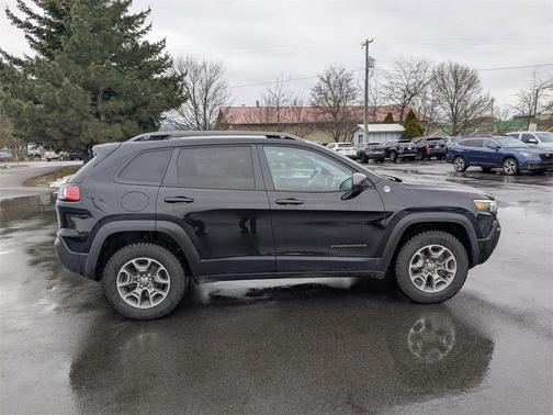 2020 Jeep Cherokee Trailhawk