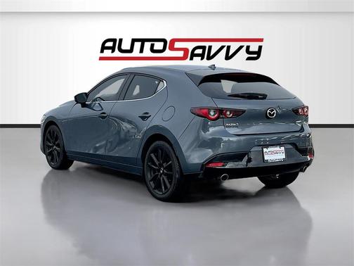 2022 Mazda Mazda3 FWD w/Premium Package