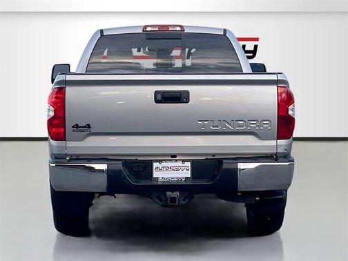2018 Toyota Tundra SR5