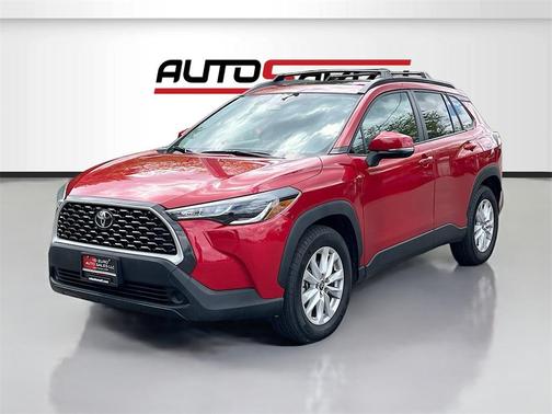 2024 Toyota Corolla Cross LE