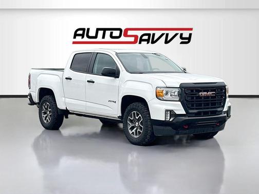 Summit White 2022 GMC Canyon AT4