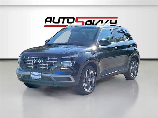 2022 Hyundai VENUE SEL