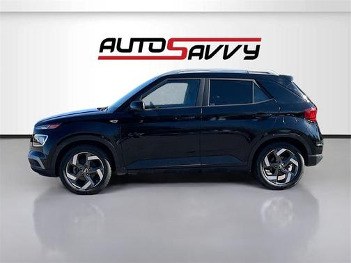 2022 Hyundai VENUE SEL
