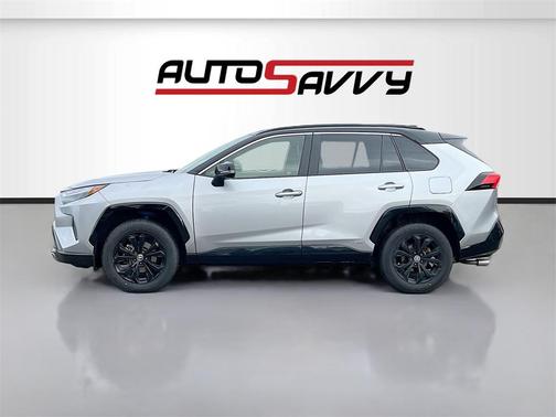 2024 Toyota RAV4 Hybrid SE