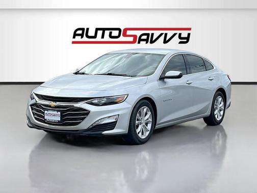 Silver Ice Metallic 2020 Chevrolet Malibu FWD LT