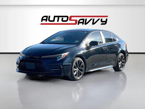 Midnight Black Metallic 2023 Toyota Corolla SE