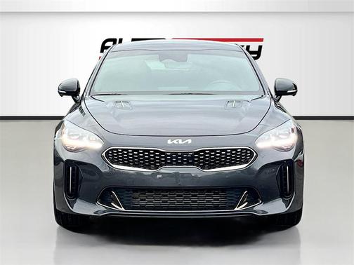 2023 Kia Stinger GT2