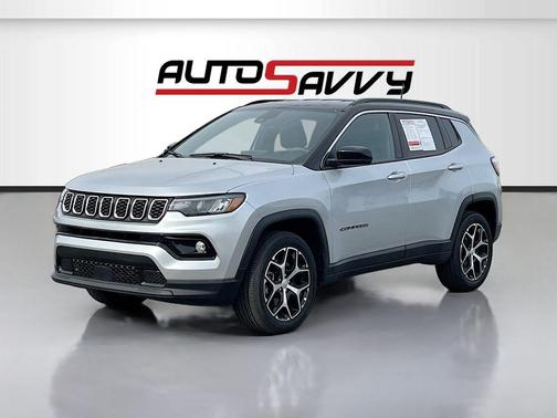 Silver Zynith Metallic Clearcoat 2024 Jeep Compass Limited