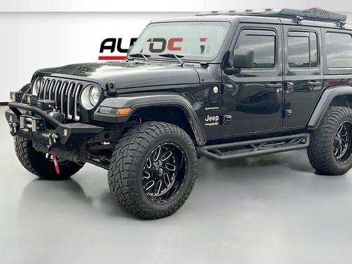 Black Clearcoat 2020 Jeep Wrangler Unlimited Sahara