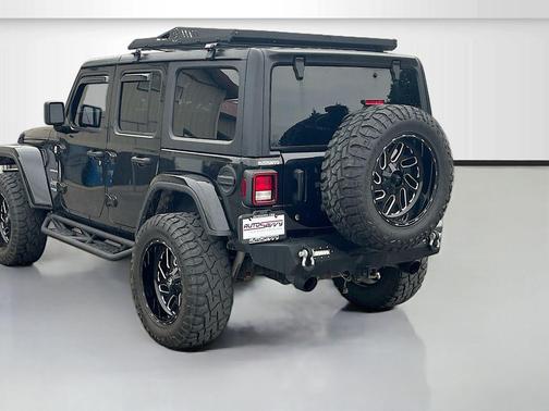 Black Clearcoat 2020 Jeep Wrangler Unlimited Sahara