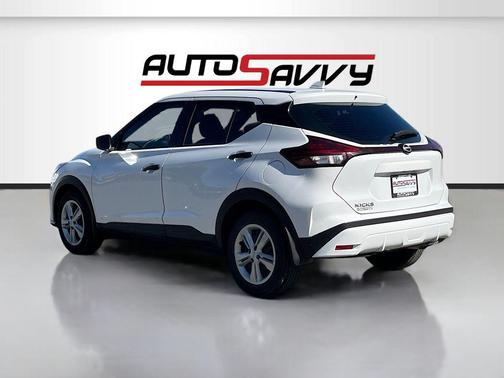 Fresh Powder 2024 Nissan Kicks S
