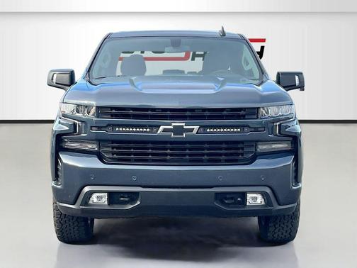 Shadow Gray Metallic 2019 Chevrolet Silverado 1500 RST