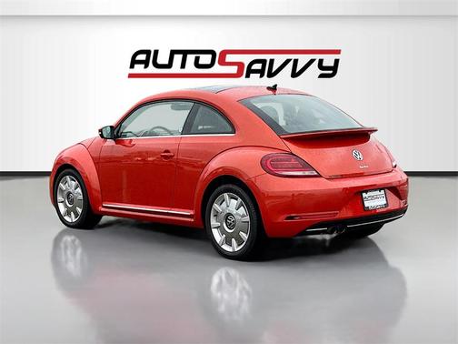 2019 Volkswagen Beetle 2.0T SE