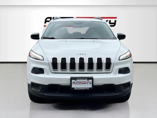 2016 Jeep Cherokee Sport