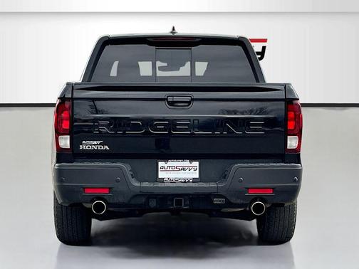 Crystal Black Pearl 2024 Honda Ridgeline Black