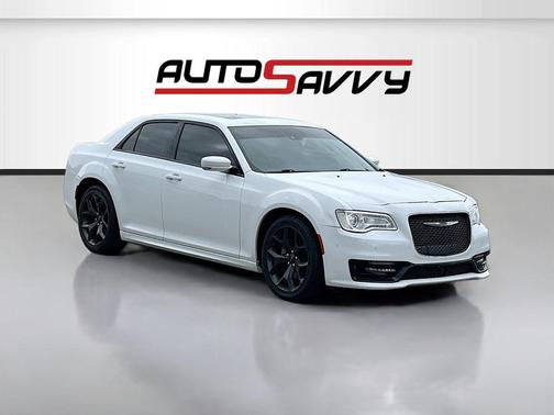 Bright White Clearcoat 2023 Chrysler 300 S