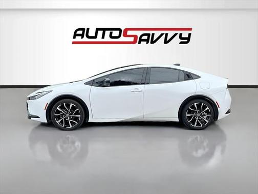 2024 Toyota Prius XLE