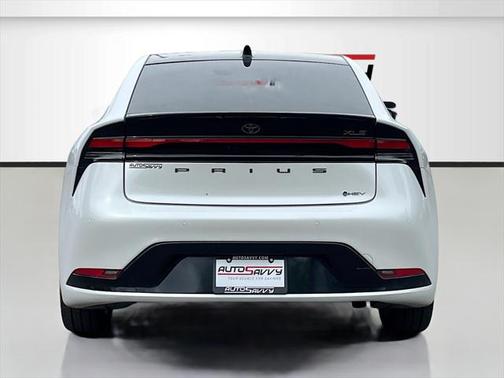 2024 Toyota Prius XLE