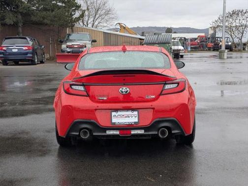 2024 Toyota GR86 Base