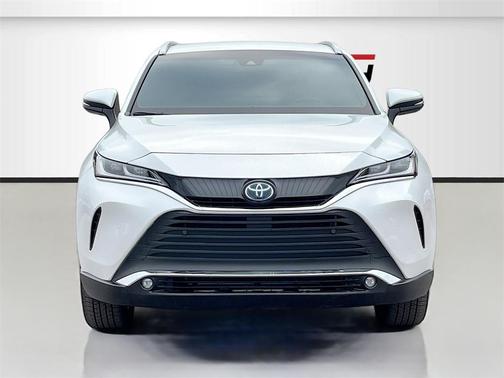 2024 Toyota Venza XLE