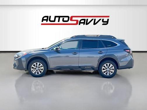 Magnetite Gray Metallic 2025 Subaru Outback Premium